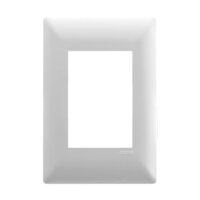 E913SL3 — Placa de 3 ventanas en policarbonato color plateado serie alpha